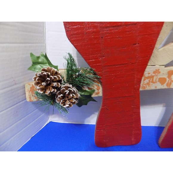 NEW Christmas Wood Red Cardinals Birds Rustic Home Decor Holiday Winter - Picture 2 of 5